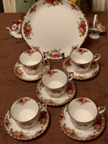 Royal albert collectible - royal,